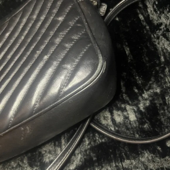 Yves Saint Laurent Black Quilted Crossbody Bag - Picture 4 of 10